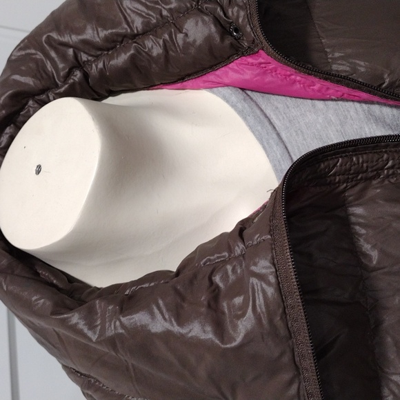 Peace Love Chill women's brown lightweight down jacket with pink lining. Small - Picture 6 of 11